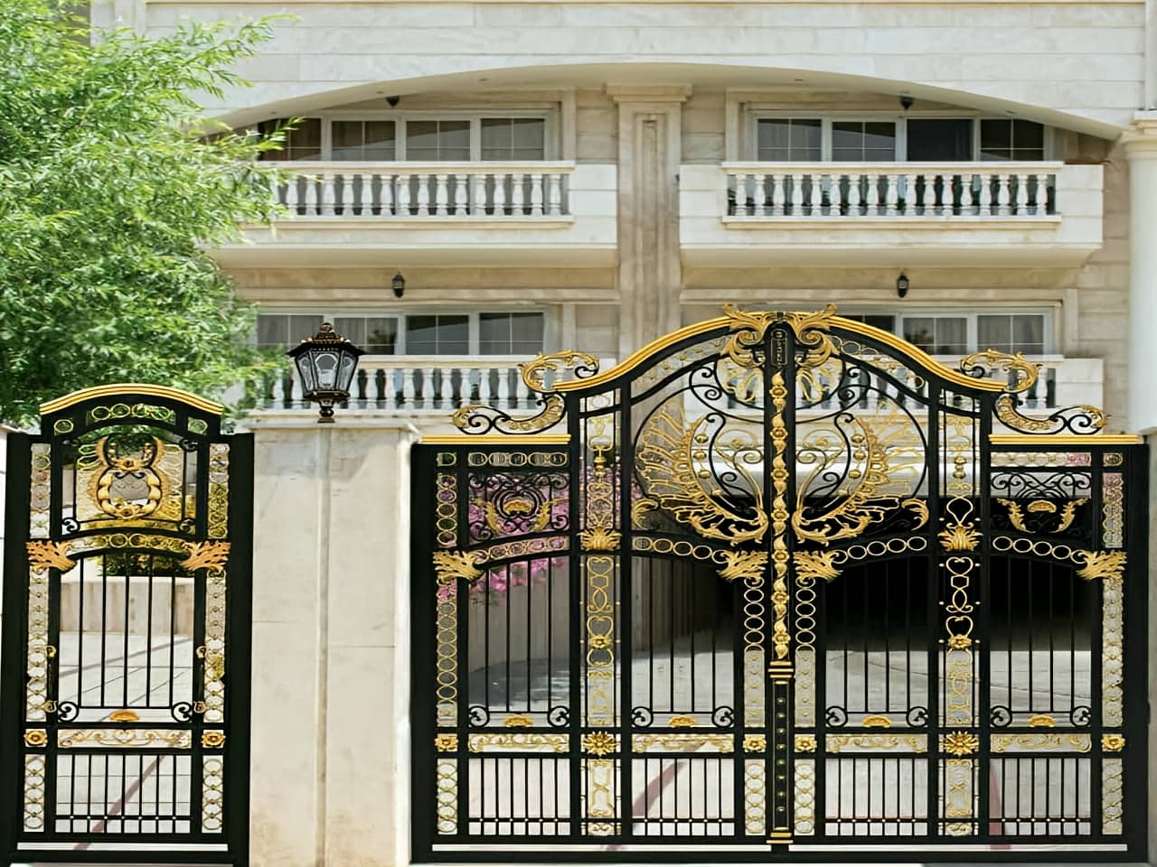 درب حیاط
