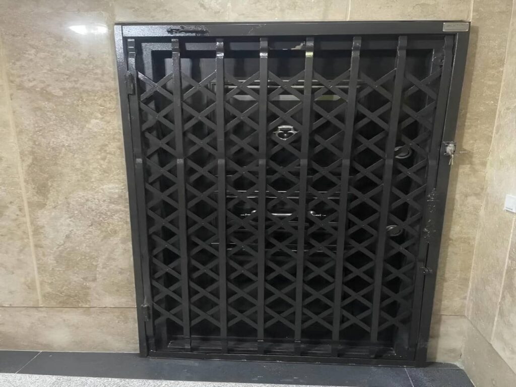 درب آکاردئونی