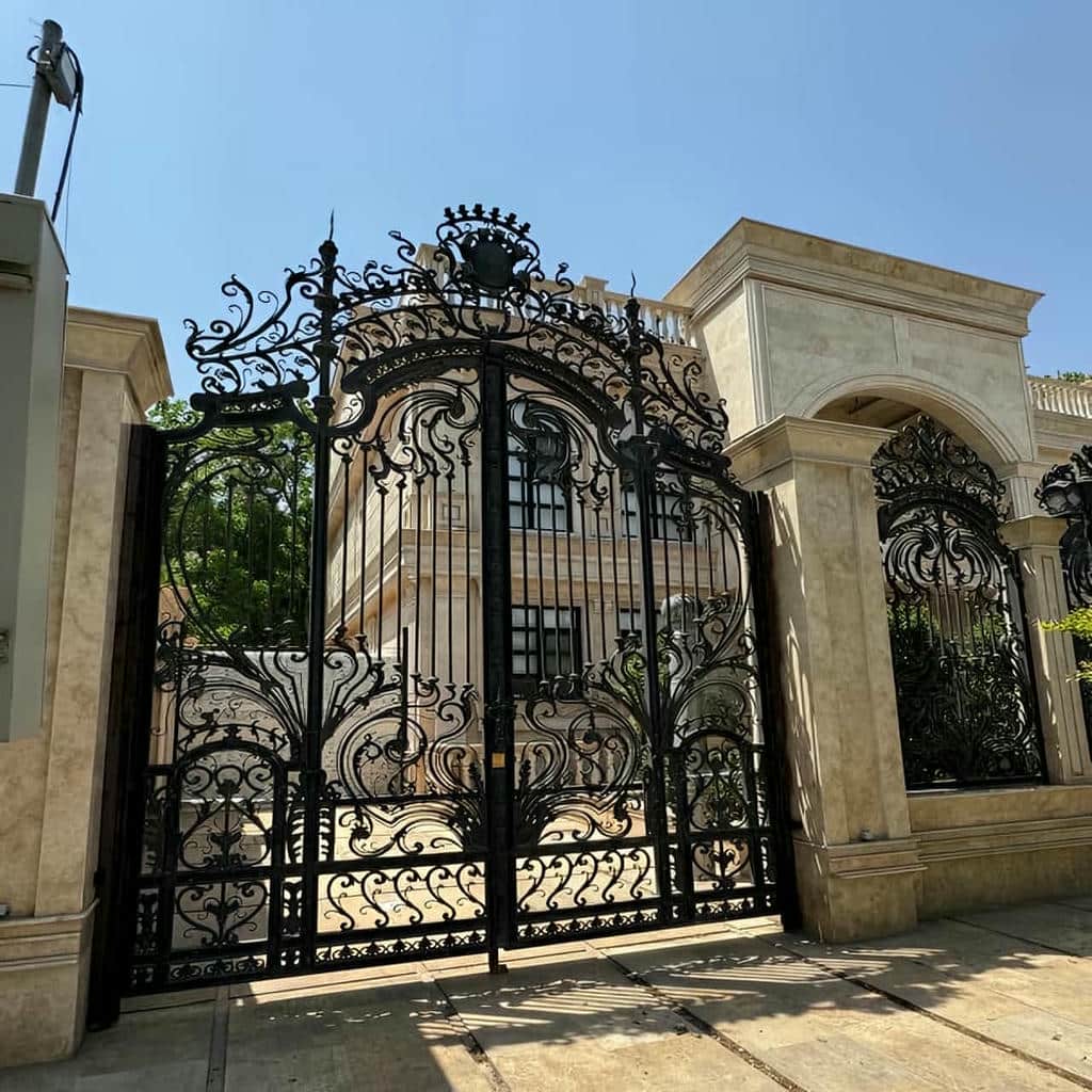درب حیاط