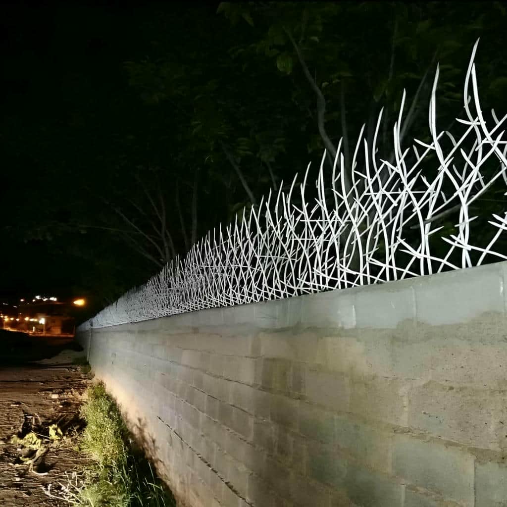 fence-wall-protection-deer-antler-spear-ml هزینه تولید و نصب شاخ گوزنی