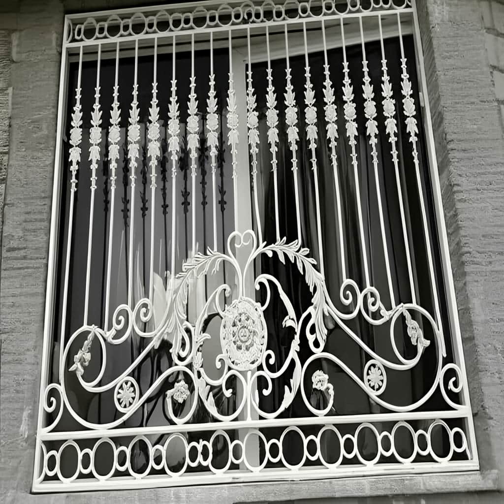 خرید حفاظ پنجره طرح دار در چالوس