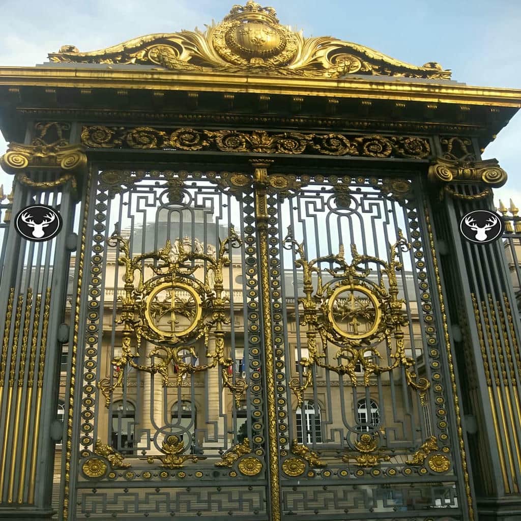درب حیاط در ایرانشهر
