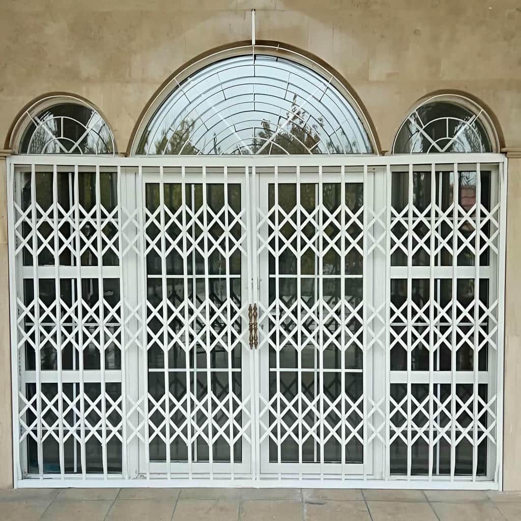 درب آکاردئونی حفاظ آپارتمان در فردیس کرج