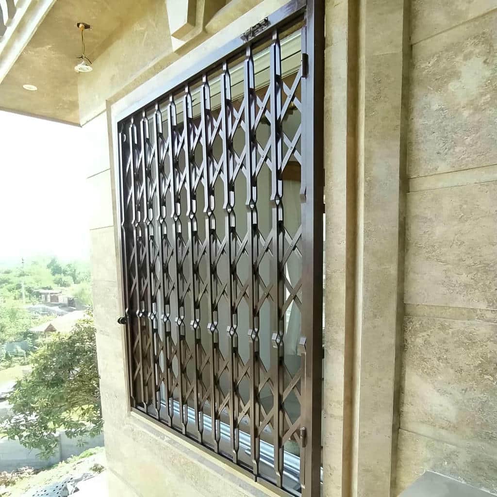 کارخانه درب آکاردئونی حفاظ آپارتمان قفل کتابی در ایرانشهر