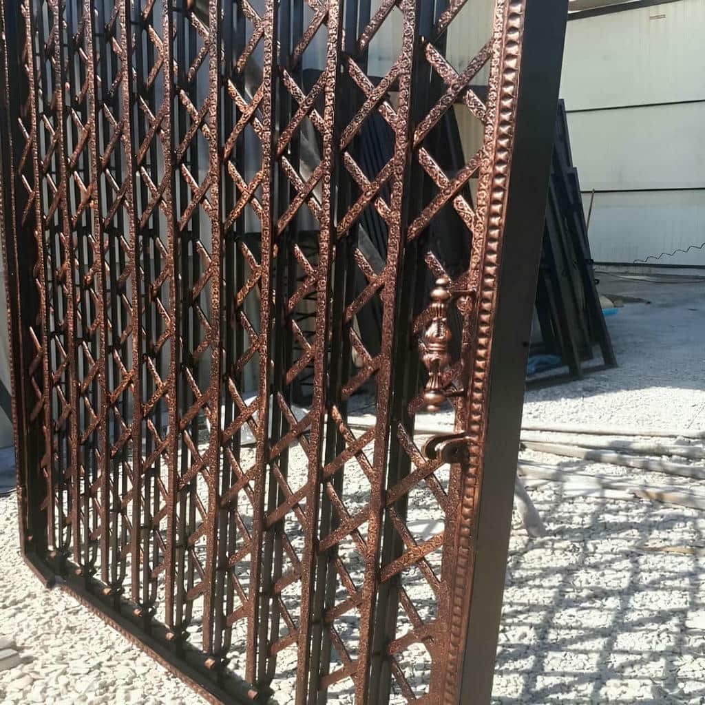 خرید درب آکاردئونی حفاظ آپارتمان قفل ضدبرش در بابل