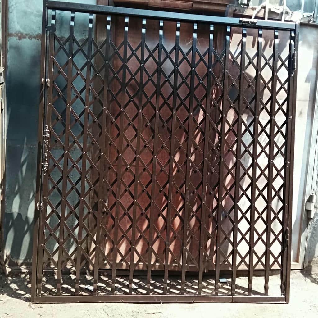 خرید درب آکاردئونی حفاظ آپارتمان دوگل در یزد