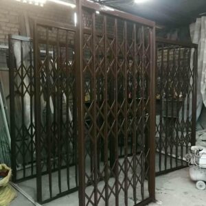 درب آکاردئونی حفاظ آپارتمان در ملارد