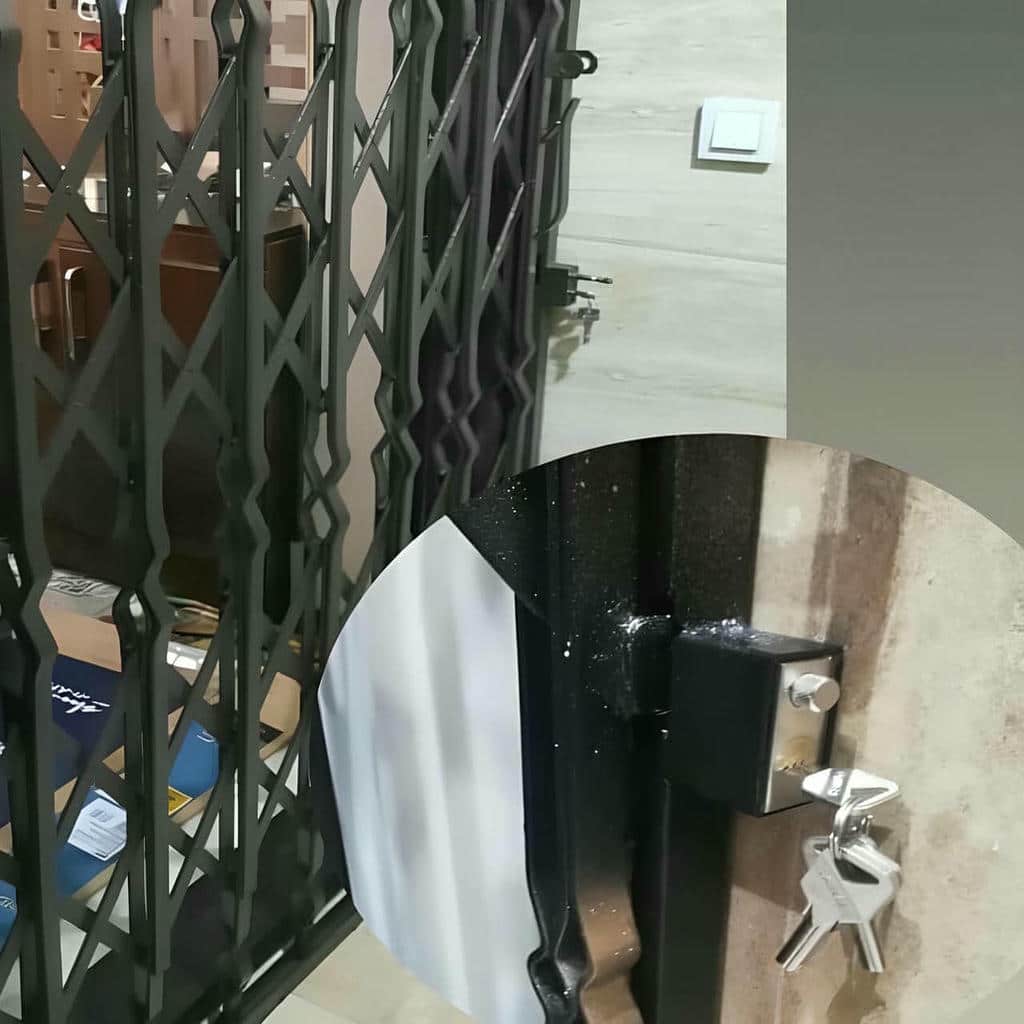 قیمت درب آکاردئونی حفاظ آپارتمان سه گل در سقز