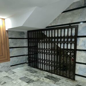 درب آکاردئونی حفاظ آپارتمان در پرند