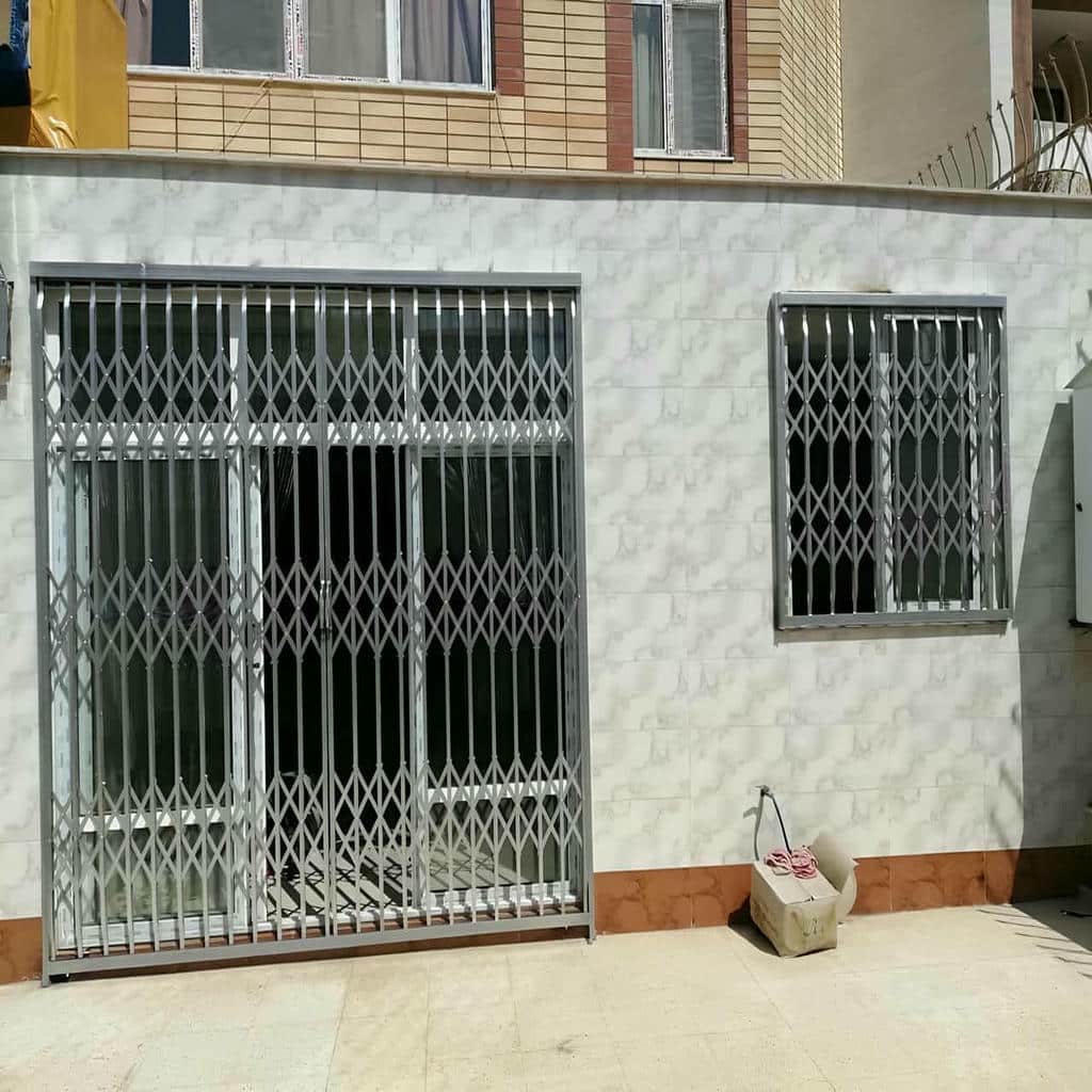 خرید درب آکاردئونی حفاظ آپارتمان مدل دوگل در فردیس کرج