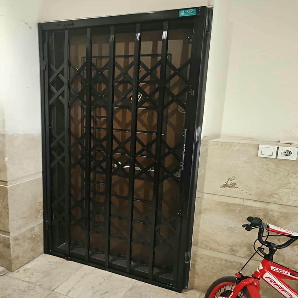 خرید درب آکاردئونی حفاظ آپارتمان در نظرآباد