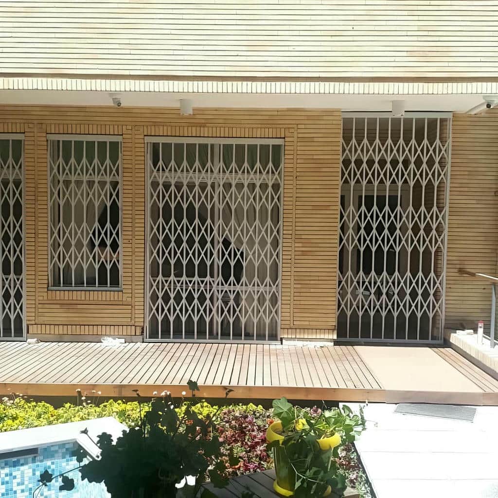 قیمت درب آکاردئونی حفاظ آپارتمان در پردیس با پوشش ضدزنگ