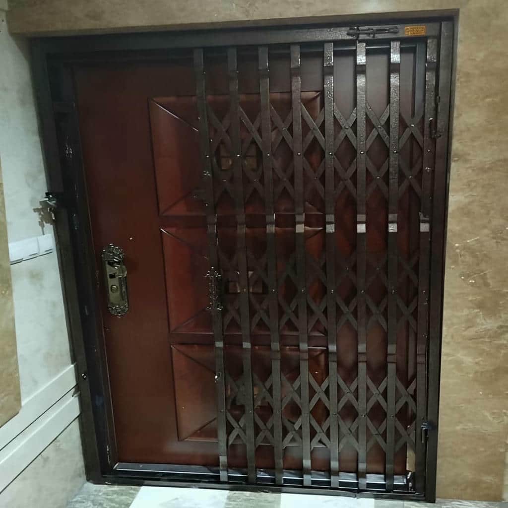 فروش درب آکاردئونی حفاظ آپارتمان تمام گل در مریوان