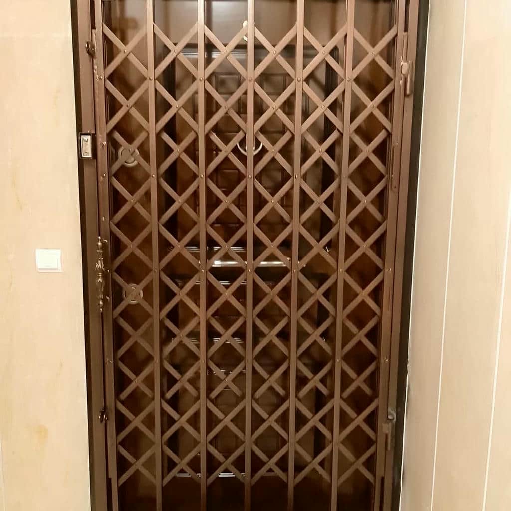فروش درب آکاردئونی حفاظ آپارتمان تمام گل در سمنان