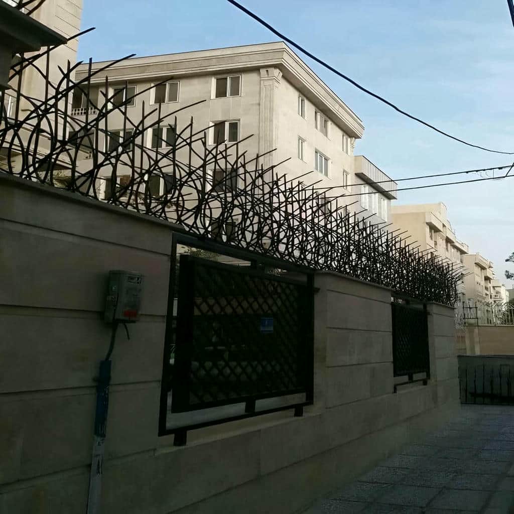 خرید حفاظ شاخ گوزنی دیوار ساختمان ارتفاع مهندسی در یزد