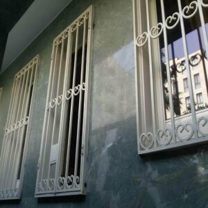 حفاظ پنجره در شهرکرد