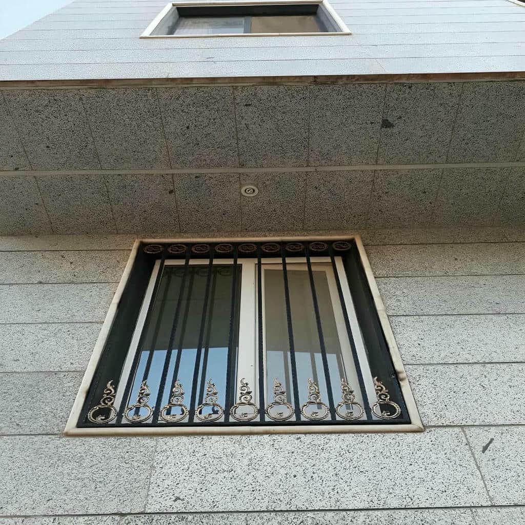 نصب حفاظ پنجره مربعی در گنبدکاووس