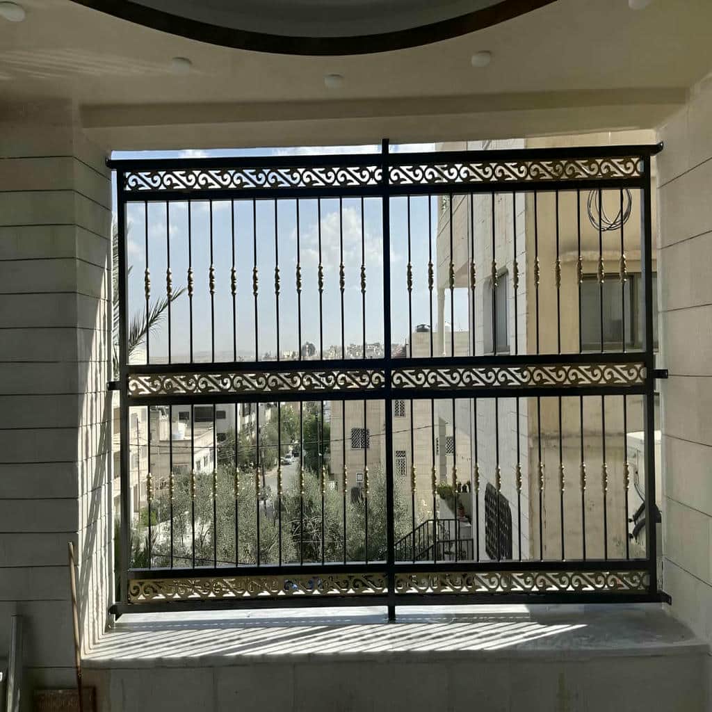 قیمت حفاظ پنجره فرفورژه کلاسیک در کمال شهر