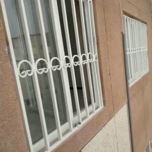 حفاظ پنجره در بندر بوشهر