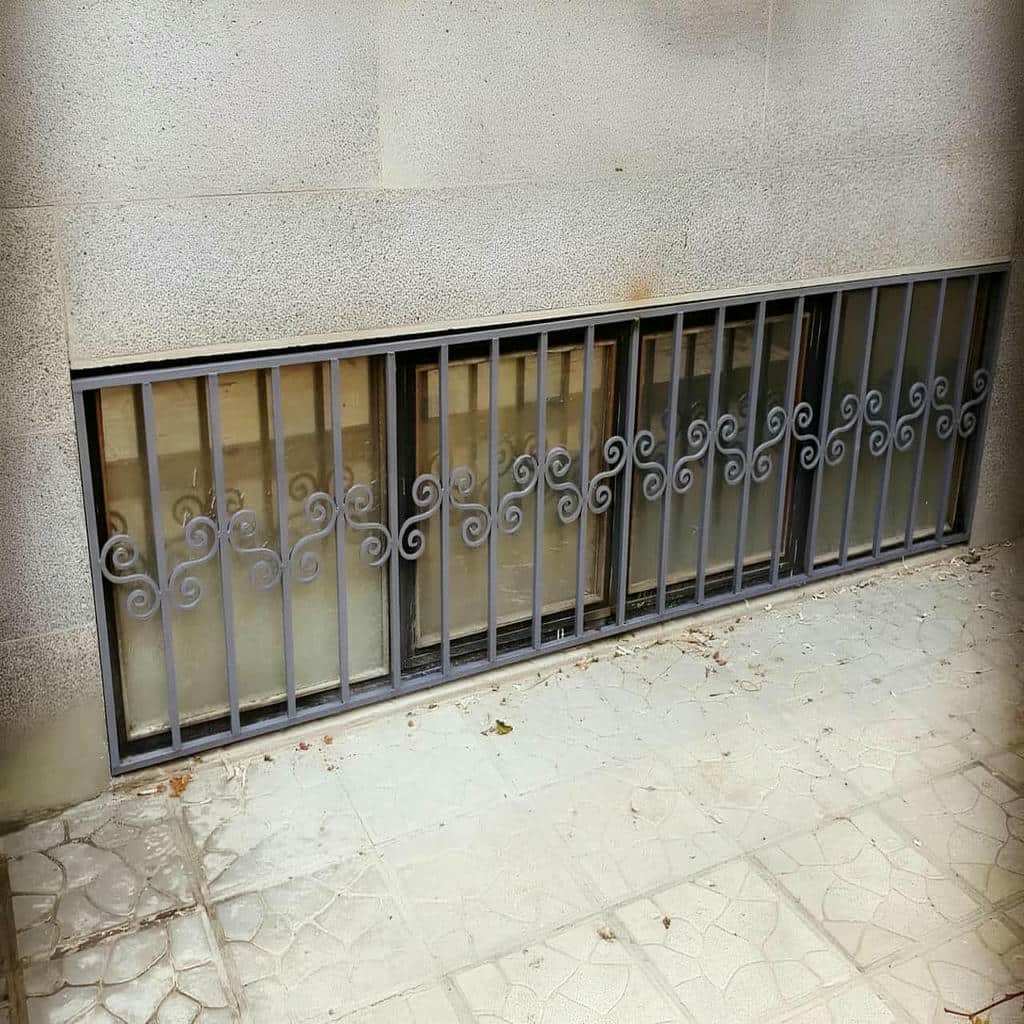 قیمت حفاظ پنجره رنگ مقاوم در ساری