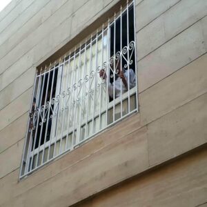 حفاظ پنجره در اشتهارد