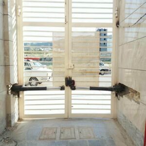 جک درب پارکینگ در بندر لنگه