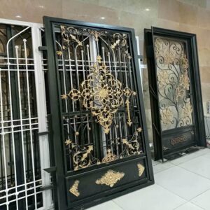 درب حیاط در محمودآباد
