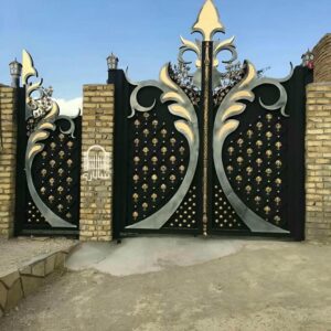 درب حیاط در قزوین