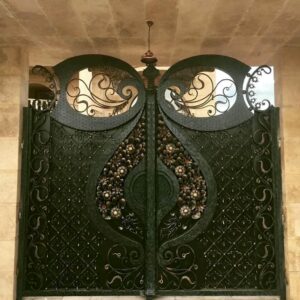 درب حیاط در خرم آباد