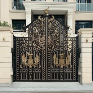 درب حیاط در سنندج