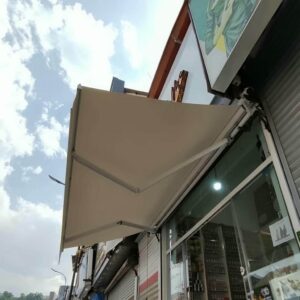 اجرای نصب سایبان برقی در فضاهای تجاری
