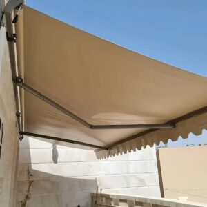 سایبان برقی با فریم فلزی و اتصال محکم نکات مهم پیش از خرید سایبان برقی