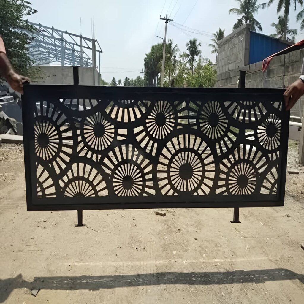 خرید نرده سی ان سی لوکس با طرح اختصاصی