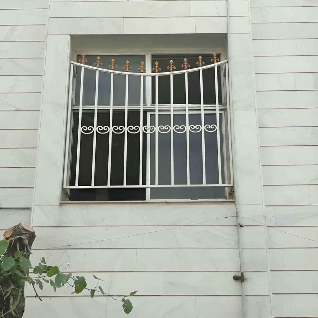 حفاظ پنجره فلزی برای محافظت از پنجره های در دسترس