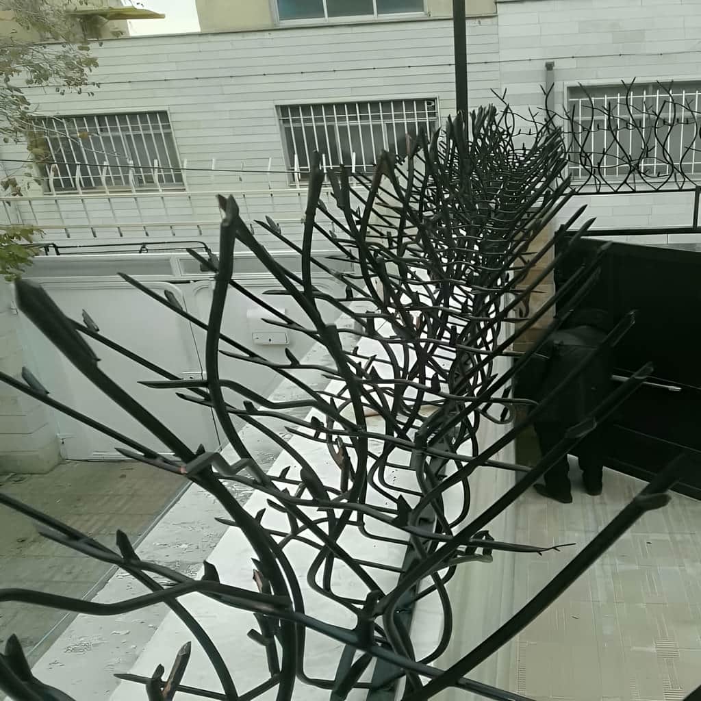 سفارش حفاظ دیوار ویلا نمای سنگی مدل بوته ای