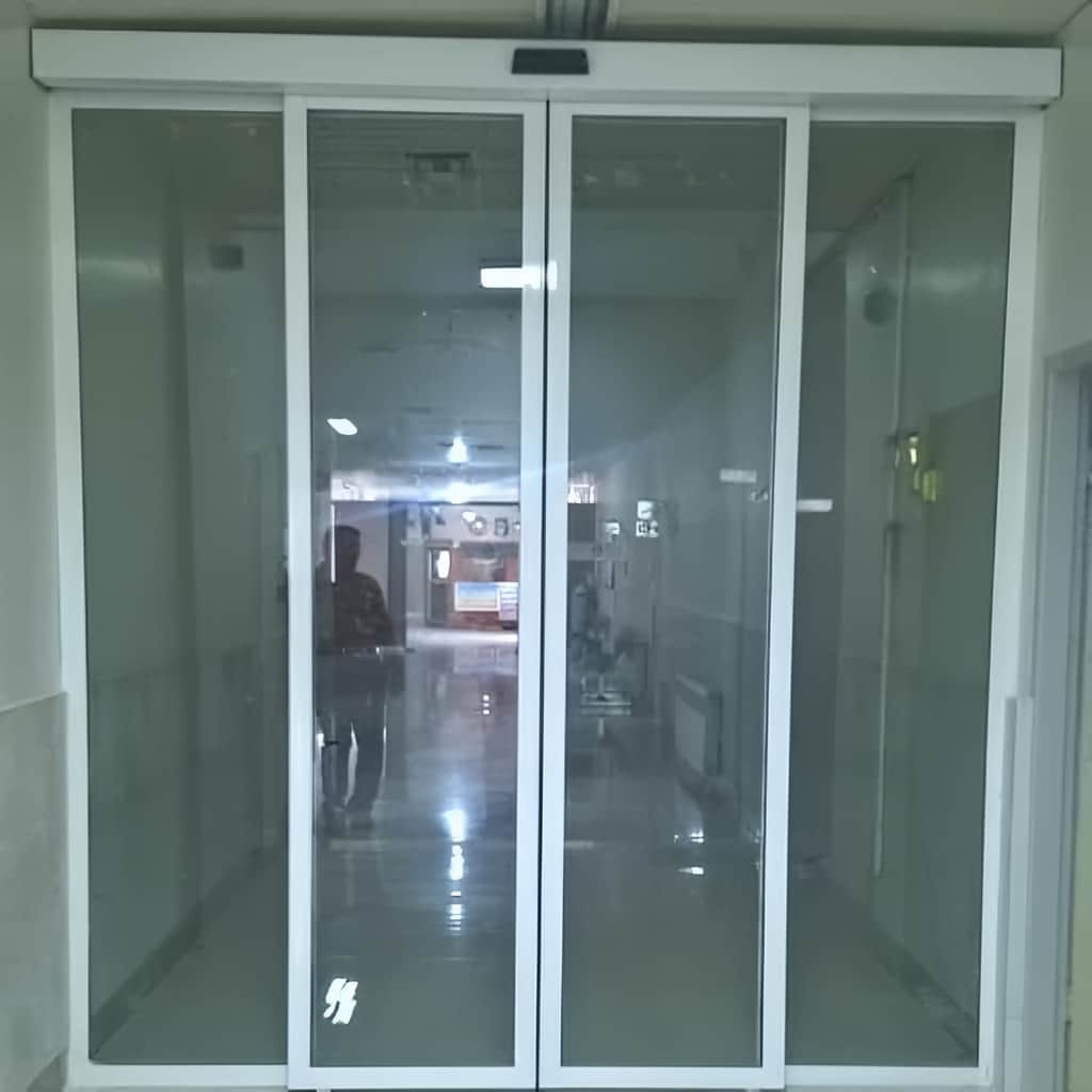 قیمت درب شیشه ای آلومینیومی اتوماتیک