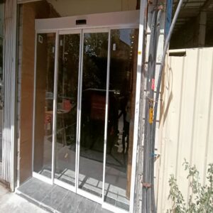 6 مدل درب اتوماتیک شیشه ای فریم لس سکوریت