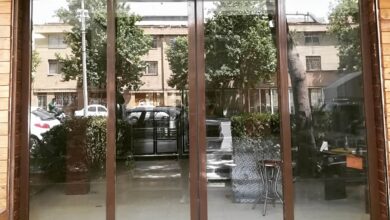 9 طرح درب شیشه ای اتوماتیک کشویی دو لت