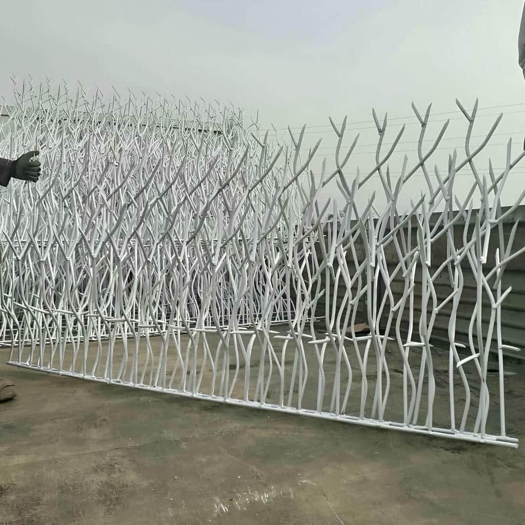 نصب حفاظ دیوار ضد سرقت میلگردی روی سنگ