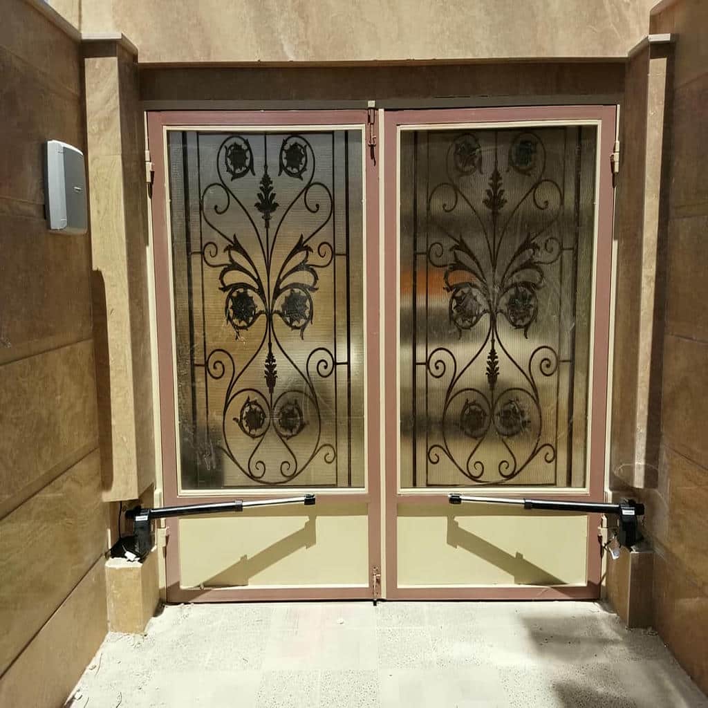 خدمات درب اتوماتیک ریلی حیاط