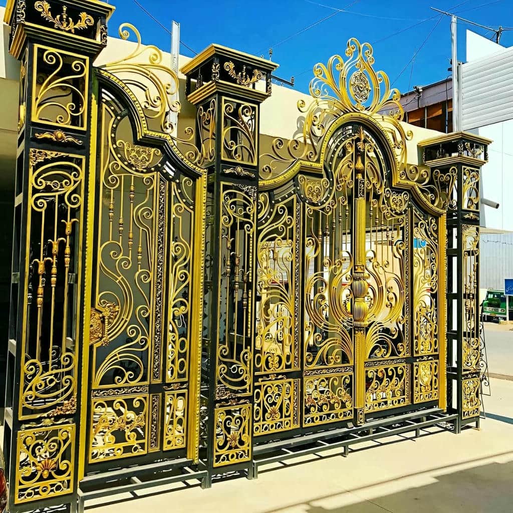 8 نمونه درب حیاط ورودی محوطه