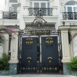 10 مدل درب پارکینگ حیاط لولایی