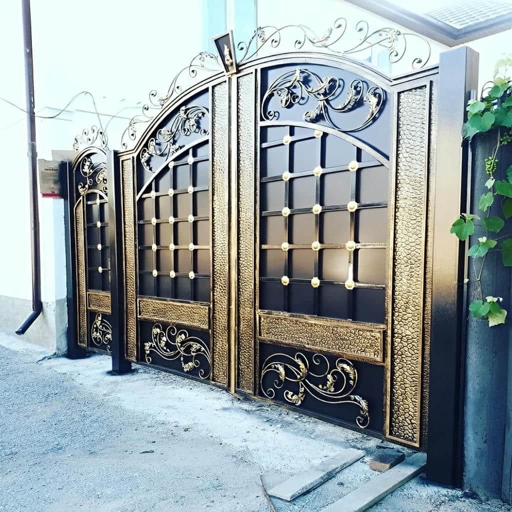 خرید درب حیاط ویلایی قوسی با کلاف مقاوم