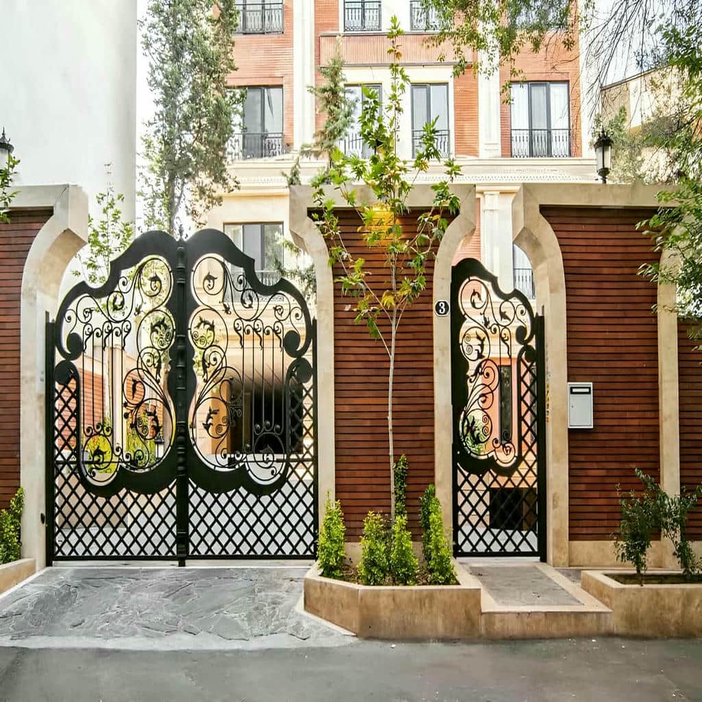 سفارش درب حفاظ دار ورودی مدل فرفورژه