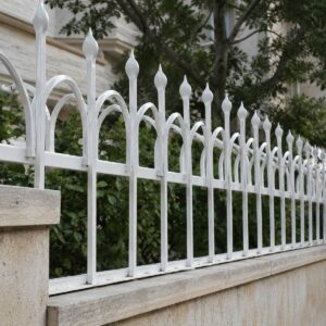 11 طرح حفاظ روی دیوار حیاط مسکونی
