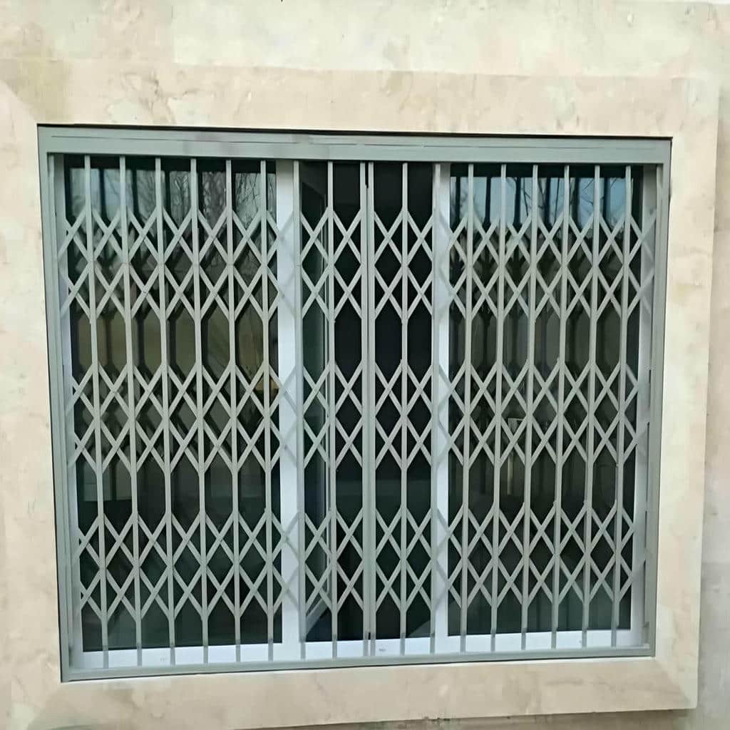 سفارش حفاظ پنجره ریلی بازشو با ریل زمینی