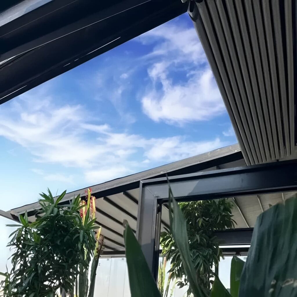 سقف متحرک پارچه ای پارچه مقاوم سقف متحرک پارچه ای پارچه مقاوم