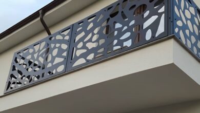 نرده بالکن آپارتمان با طراحی مدرن