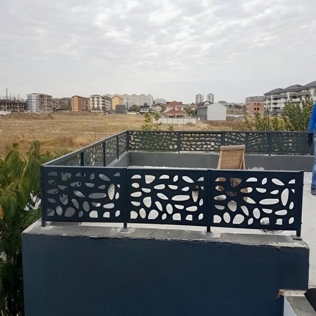 نرده راه پله مدرن با دستگیره هماهنگ نرده راه پله مدرن با دستگیره هماهنگ