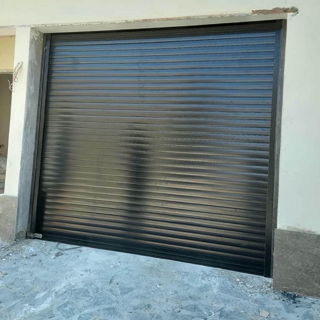 کرکره پارکینگ اتوماتیک ریموت دار